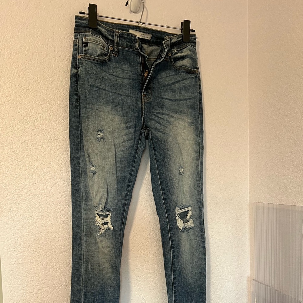 KanCan Distressed Jeans
